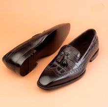 Load image into Gallery viewer, Alligator Texture &amp; Leather Shoes, Wing Tip Style Slip On Loafer Tussle Shoes
