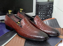 Load image into Gallery viewer, Handmade Alligator Skin Brown Leather Slip On Shoes

