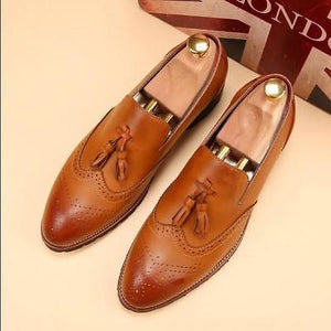 Handmade Men Wingtip brogue Tassels Shoes Men Tan color formal shoes loafer