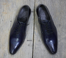 Load image into Gallery viewer, Handmade Whole Cut oxford Navy Blue pointed Toe Shoes
