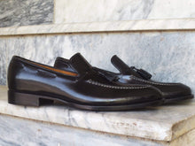 Load image into Gallery viewer, Handmade Black Loafers Leather Tussles Shoe - leathersguru
