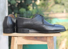 Load image into Gallery viewer, Handmade Black Pebble leather split Toe Shoe - leathersguru
