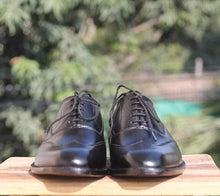 Load image into Gallery viewer, Handmade Black Wing tip Leather Shoe For Men&#39;s - leathersguru
