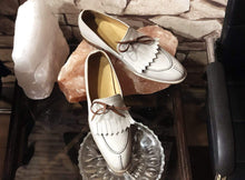 Load image into Gallery viewer, Handmade Men&#39;s White Leather Split Toe Fringe Shoes - leathersguru
