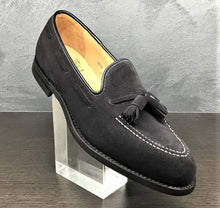 Load image into Gallery viewer, Men&#39;s Handmade Gray Loafer Tussle  Suede Unique Shoes

