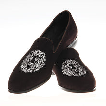 Load image into Gallery viewer, New Handmade Men&#39;s Velvet Shoes, Men Brown Embroidered Velvet Casual Shoes Slipper

