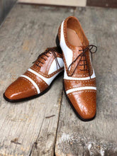 Load image into Gallery viewer, Men&#39;s Leather White Brown Cap Toe Lace Up Shoes - leathersguru
